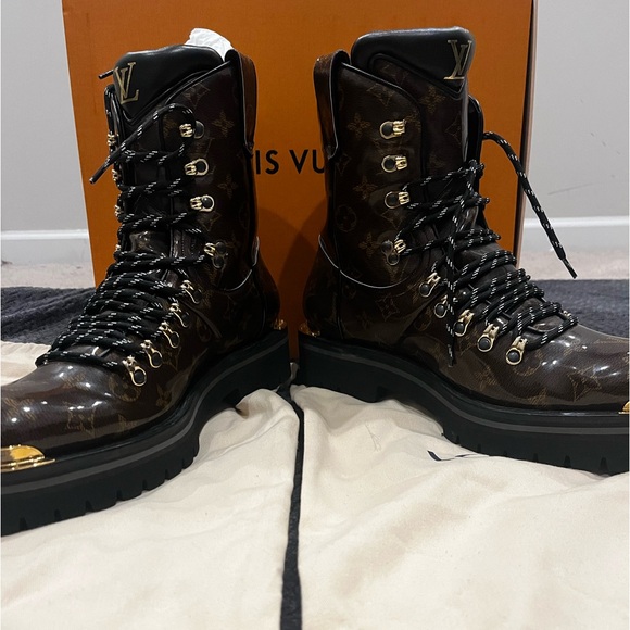 MENS LOUIS VUITTON LV OUTLAND ANKLE BOOT - Picture 7 of 13
